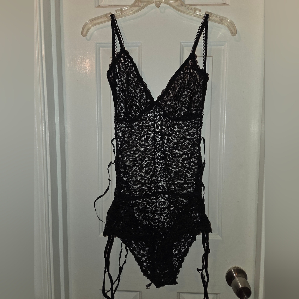 Black Lace Mesh Corset Tie Back Shapewear Bodysuit Sleepwear Lingerie.  Size XXL